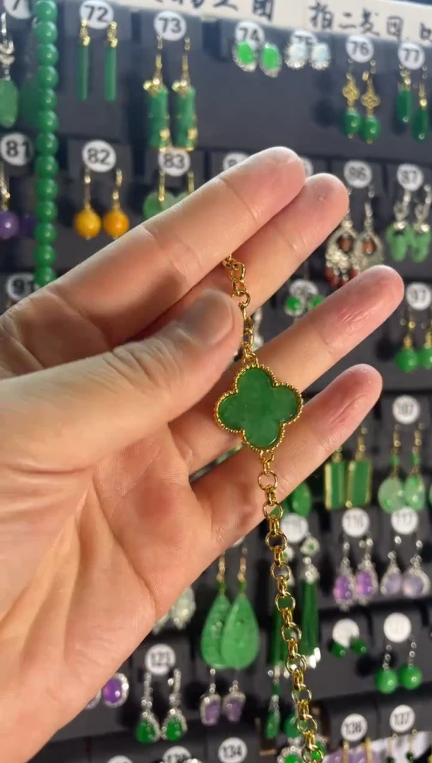 【闪购商品】翡翠耳饰银S925镶嵌四叶草吊坠