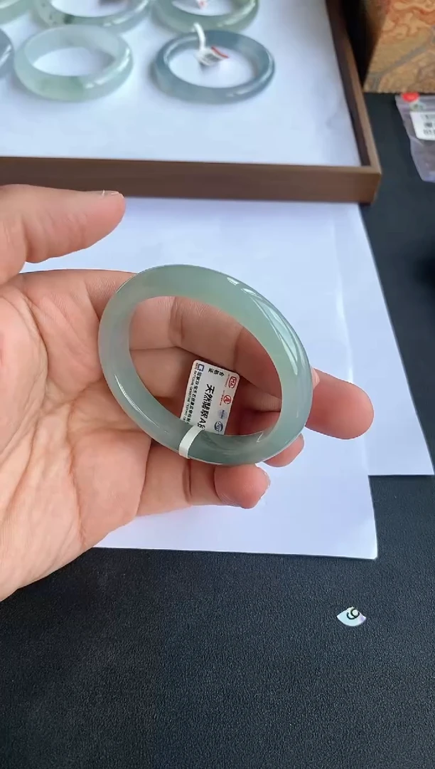 未镶嵌手镯翡翠21号52.2*46.3*10.6*7.6