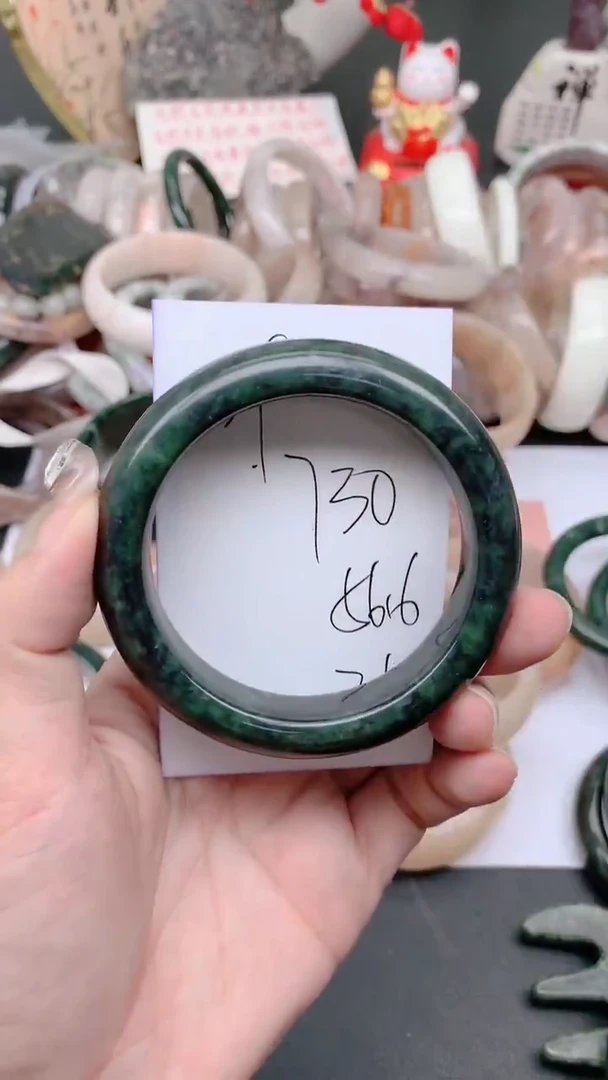 未镶嵌手镯石英质玉730