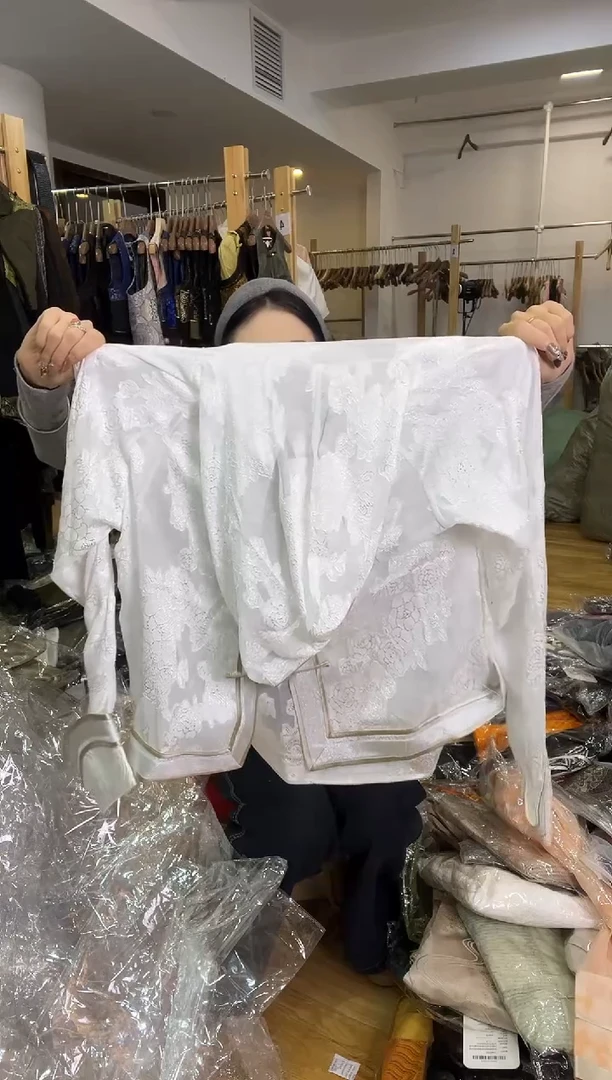 防晒       M码       130斤