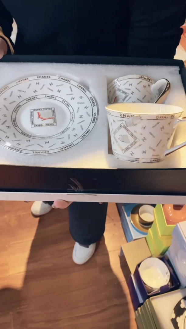 【闪购商品】杯鸿辉家品牌瓷器，京东包邮！