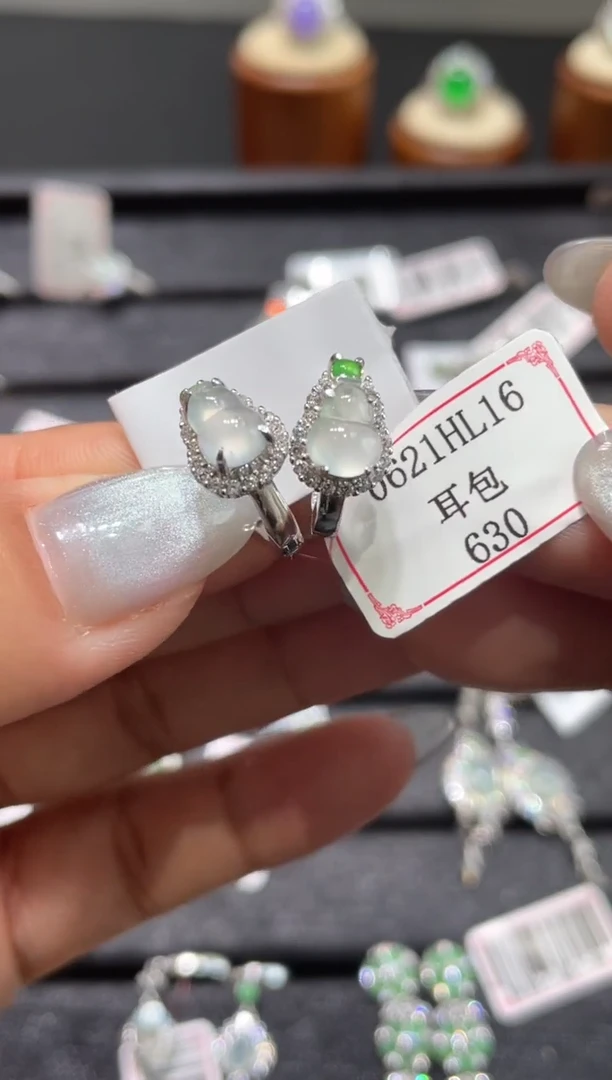 翡翠银S925镶嵌耳饰心**成0621HL16
