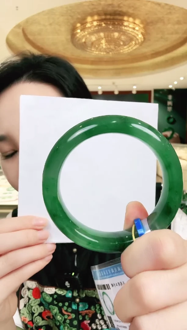 未镶嵌手镯石英质玉石英质玉（非洲翠）