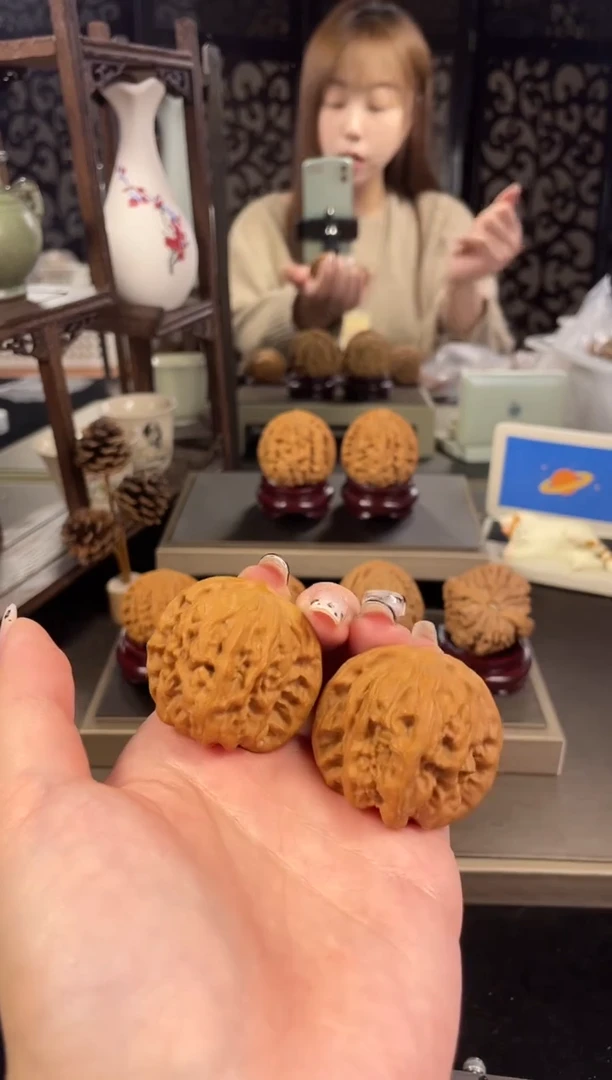 【闪购商品】文玩核桃把件瓷娃娃40尺-1