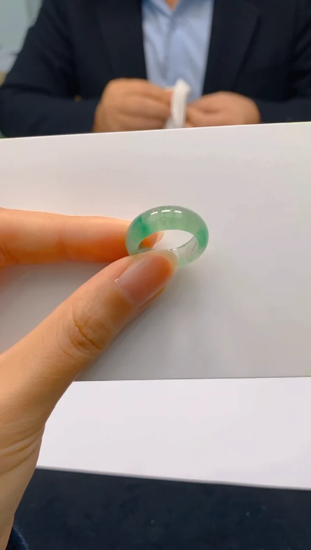 【闪购商品】石英质玉戒指未镶嵌冰美人非洲翠009