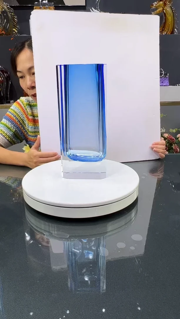 琉璃水晶琉璃花瓶1个