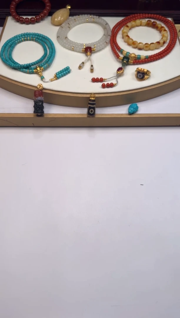 18K金镶嵌手串南红玛瑙C****～1