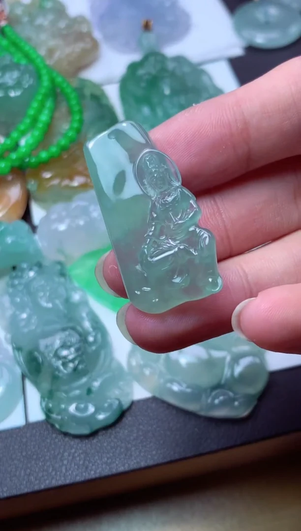翡翠未镶嵌颈饰天然翡翠