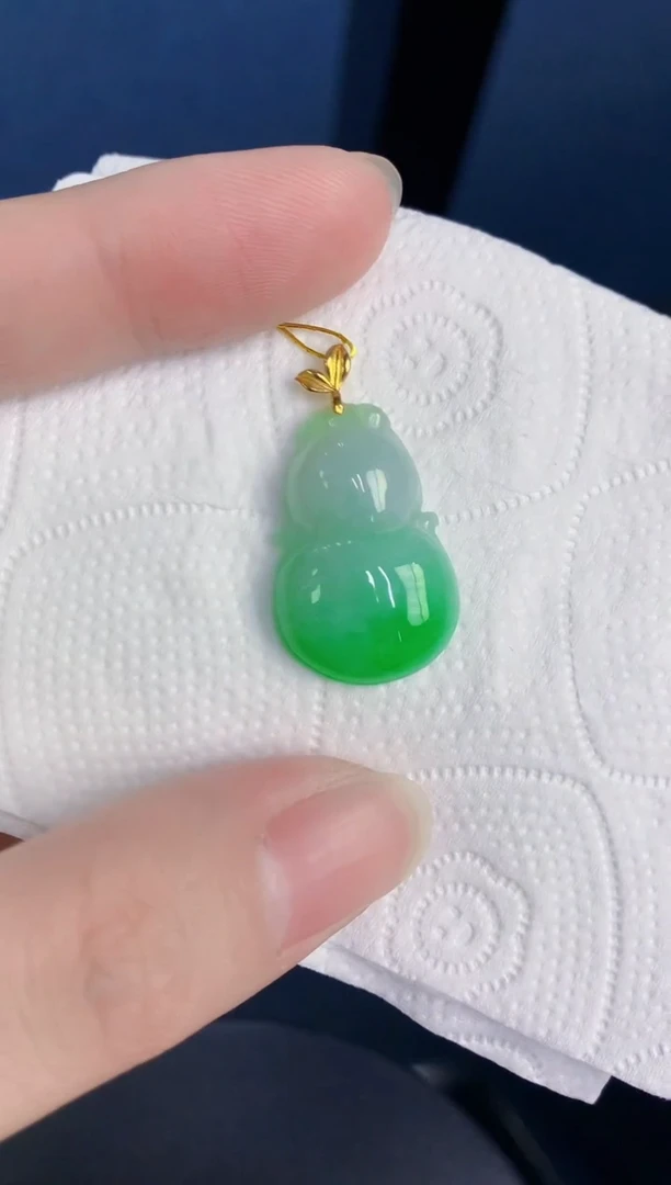 颈饰18K金镶嵌翡翠天然翡翠缅甸A货