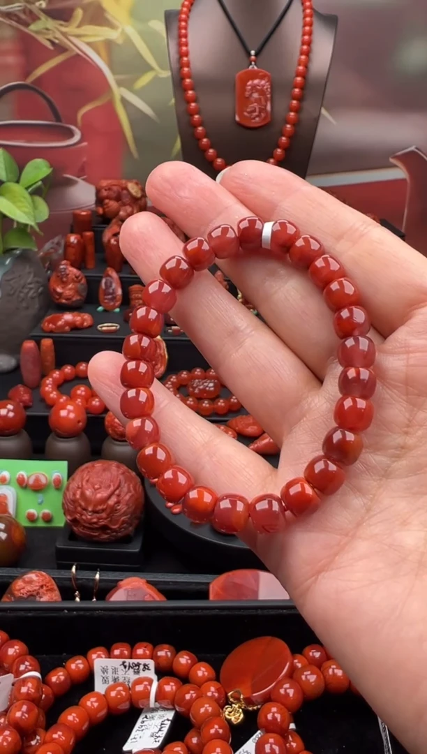 未镶嵌手链南红玛瑙彩***?手串