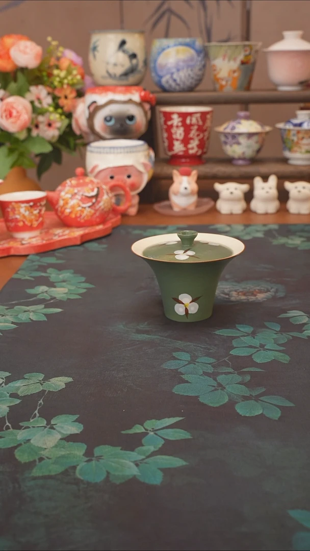 手绘  木棉花马蹄盖碗