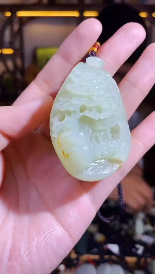 颈饰未镶嵌和田玉1