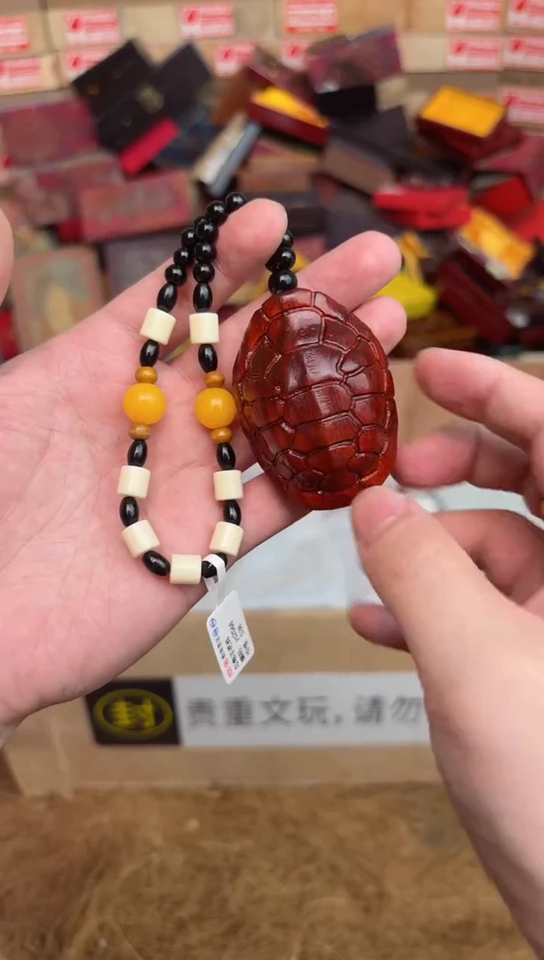 一铭文玩木作类材质手串无礼盒