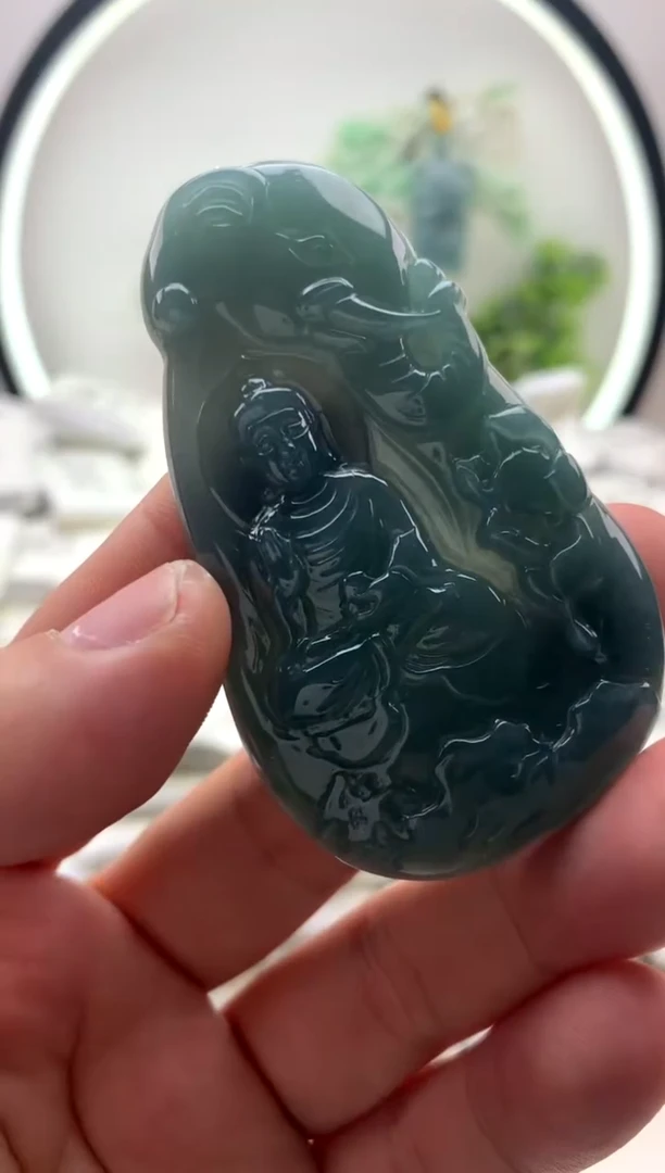 翡翠未镶嵌颈饰普贤