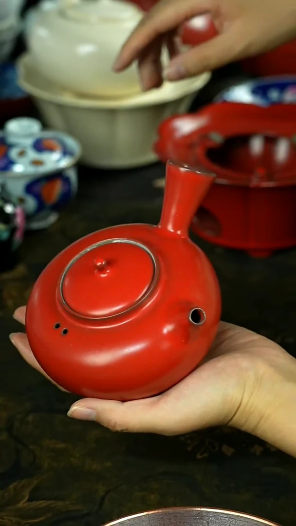 茶具还挺美，蹲下看看！
