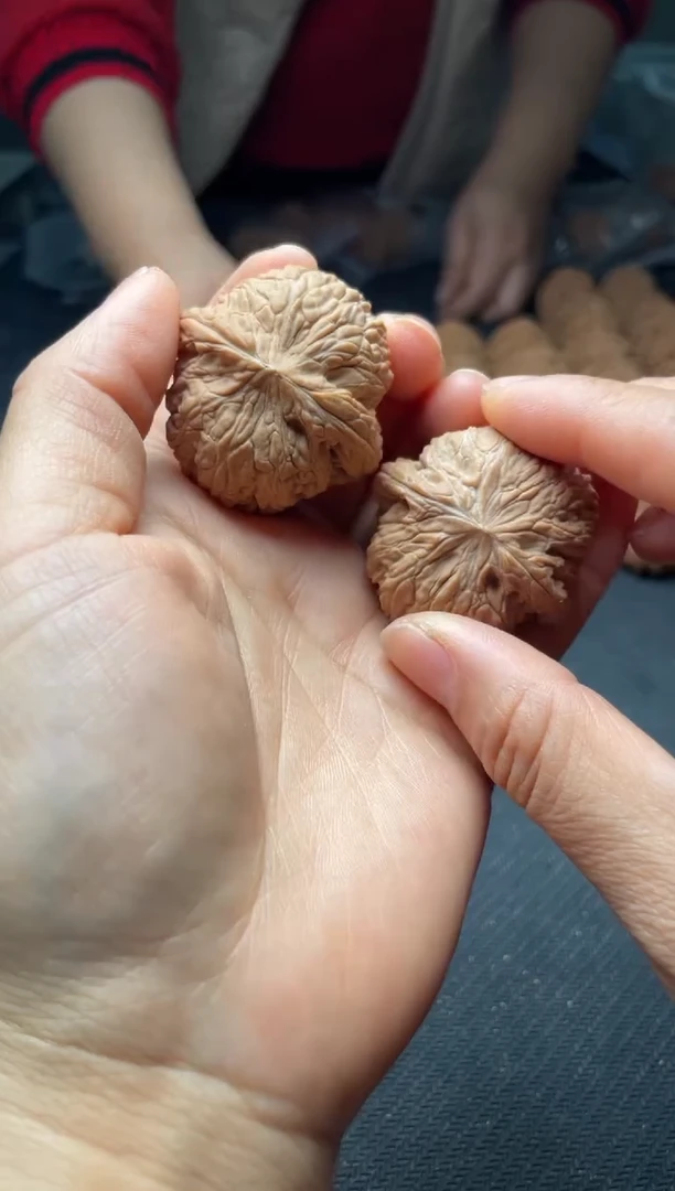 把件文玩核桃w51  泥鳅背 40尺