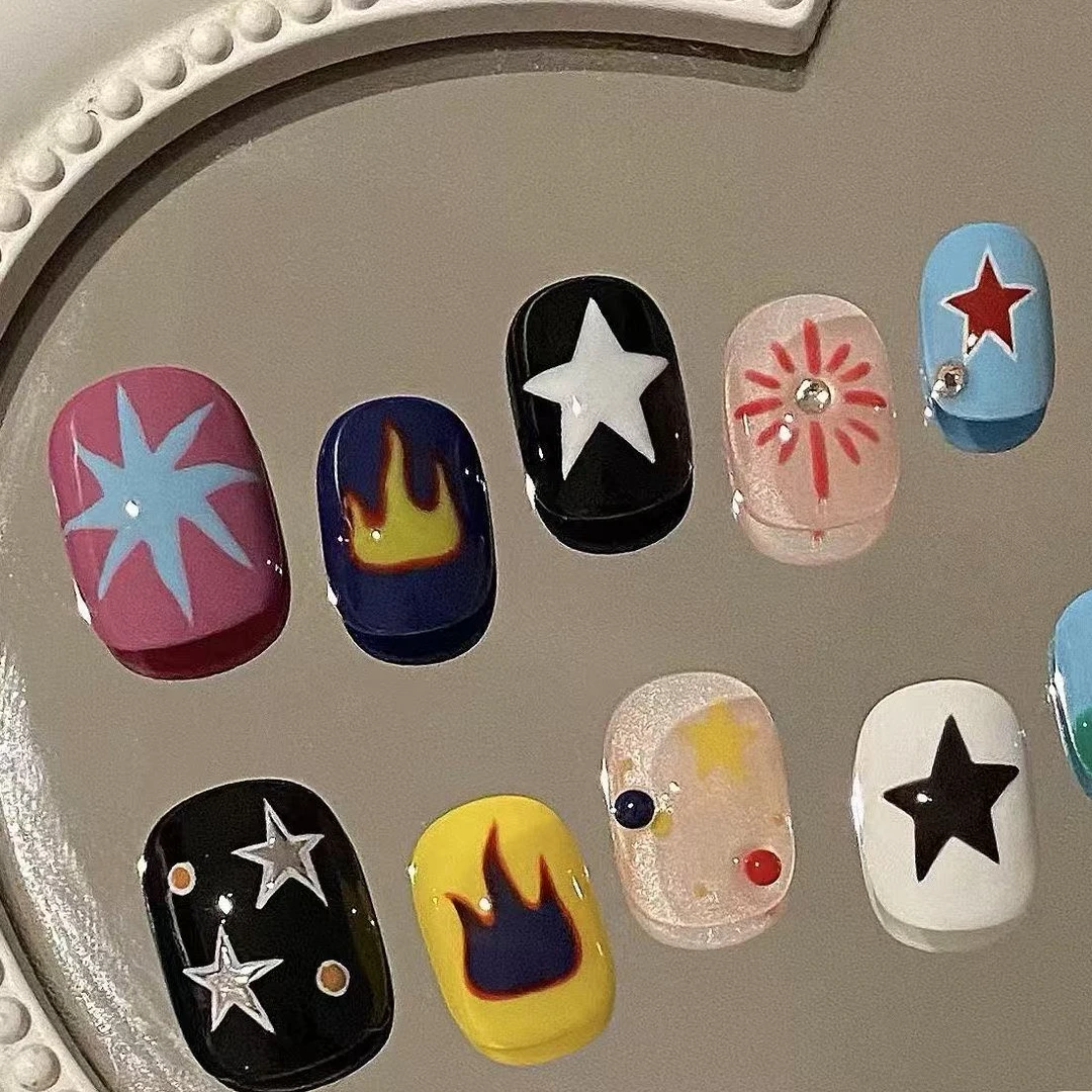 纯手工穿戴甲黑粉双煞甜辣碰撞配色长款高级美甲甜酷辣妹风美甲