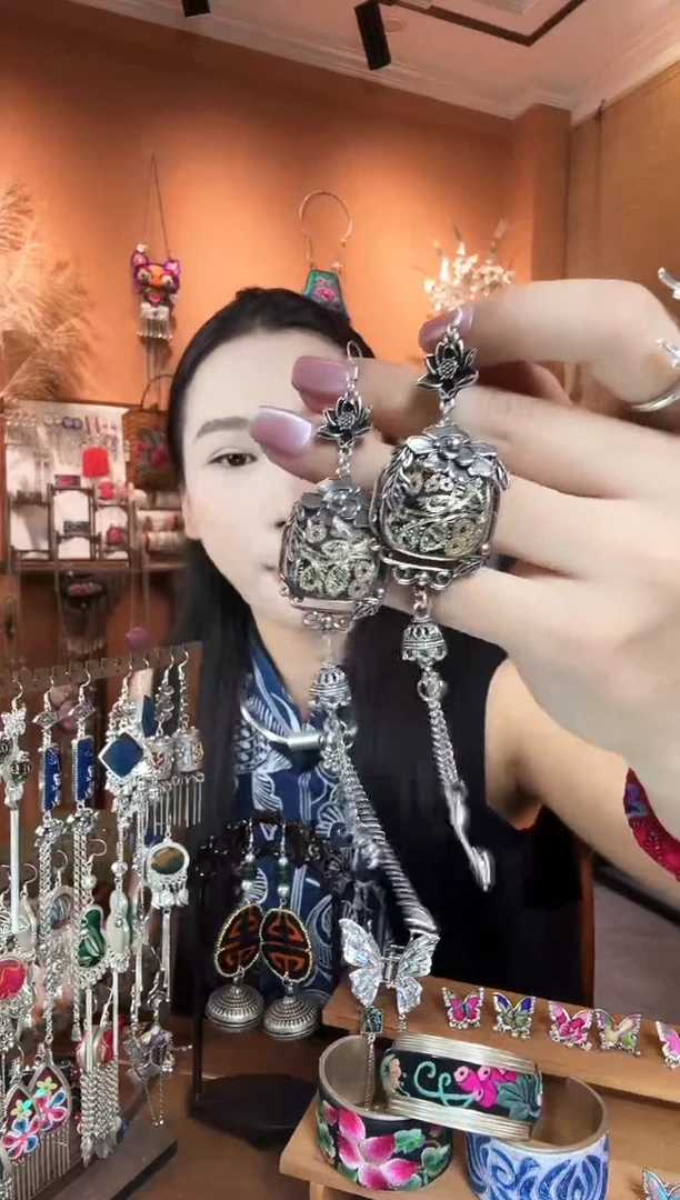 刺绣纯手工民族风耳环