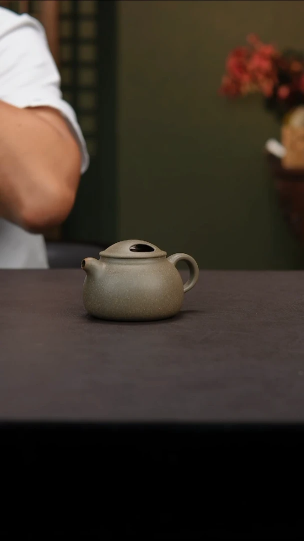 茶壶紫砂薛*紫砂壶青段牛盖光板