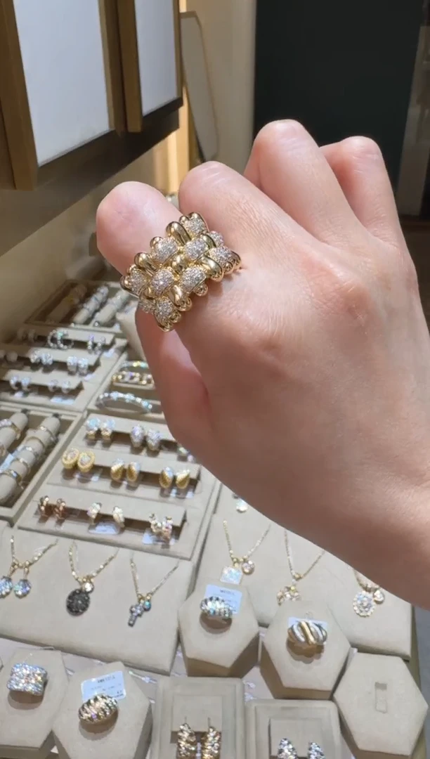 18K金镶嵌戒指/指环钻石戒指