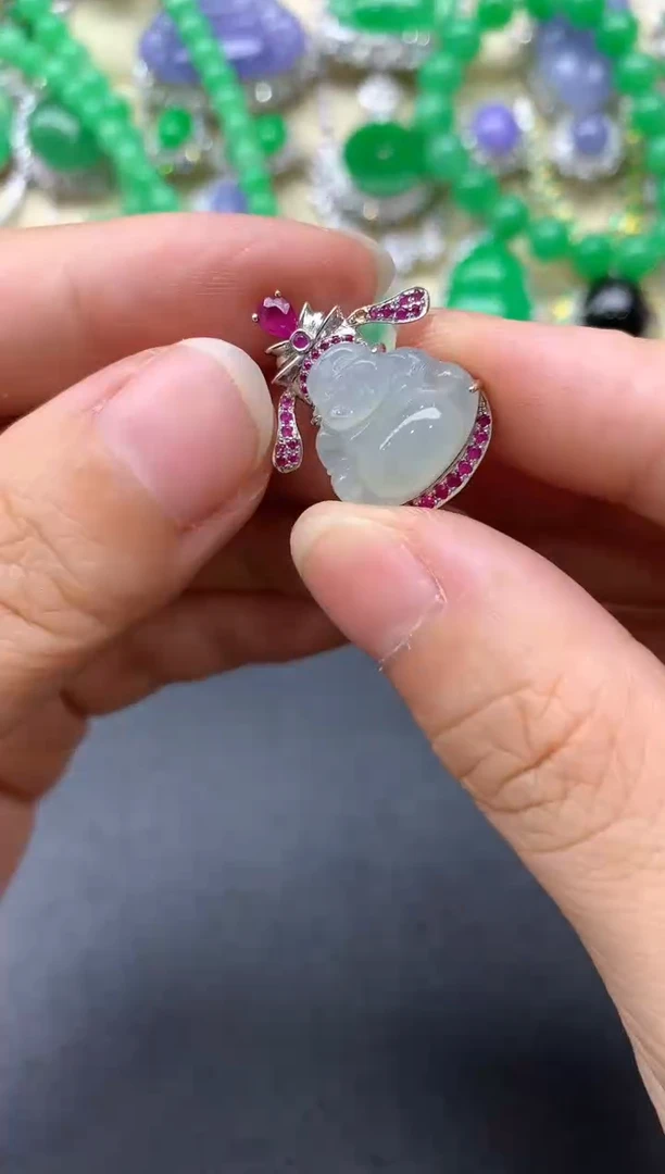 翡翠18K金镶嵌颈饰350-中国好珍宝