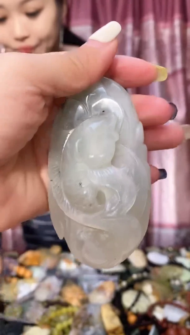 未镶嵌岫玉手把