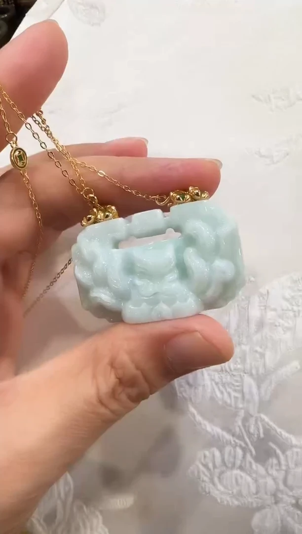 颈饰未镶嵌翡翠国风