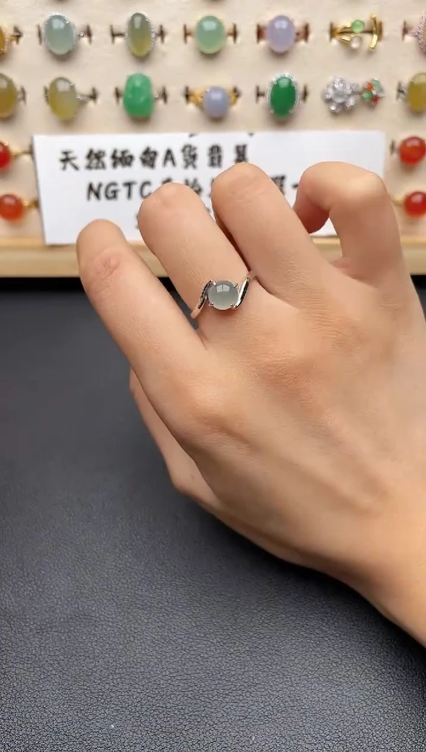 【闪购商品】翡翠戒指银S925镶嵌一物一证一礼盒