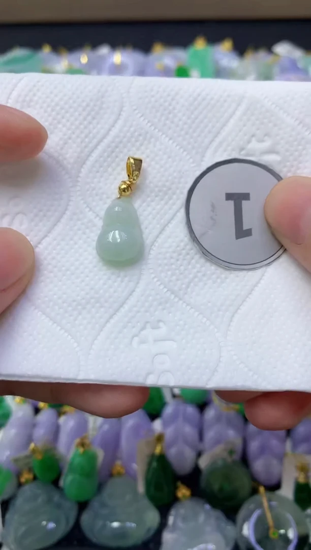 颈饰未镶嵌翡翠天然缅甸翡翠A货