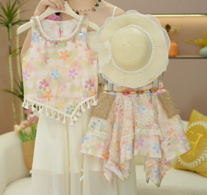 逗小铺【七尚】夏款新款女童波西米亚风无袖韩版拼接碎花裙套装A035