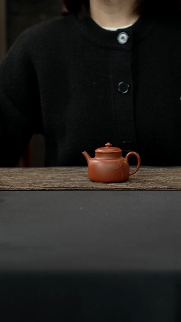 【闪购商品】紫砂茶壶朱泥荷花小金汇120cc