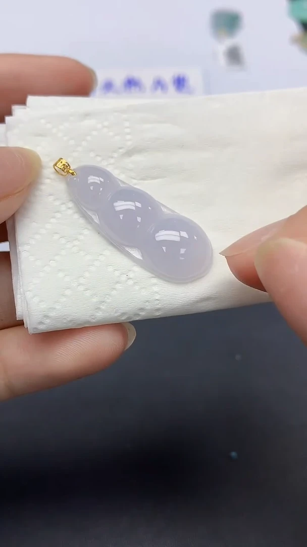 翡翠未镶嵌颈饰天然缅甸a货翡翠