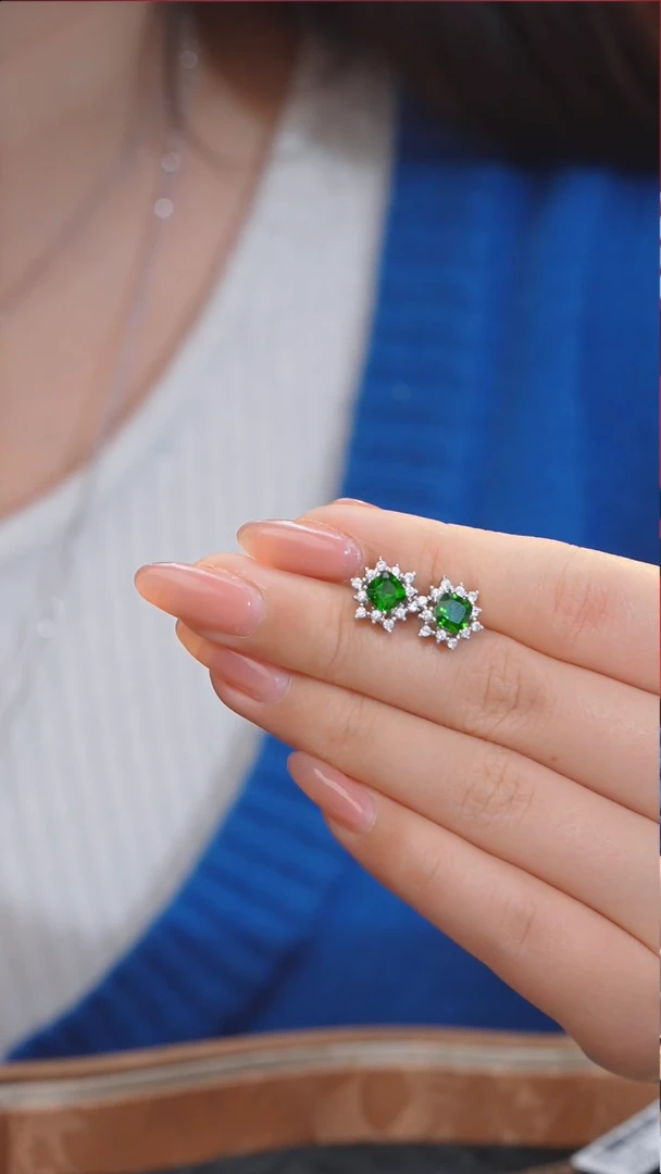 【闪购商品】透辉石耳饰未镶嵌多样性发@@N6291