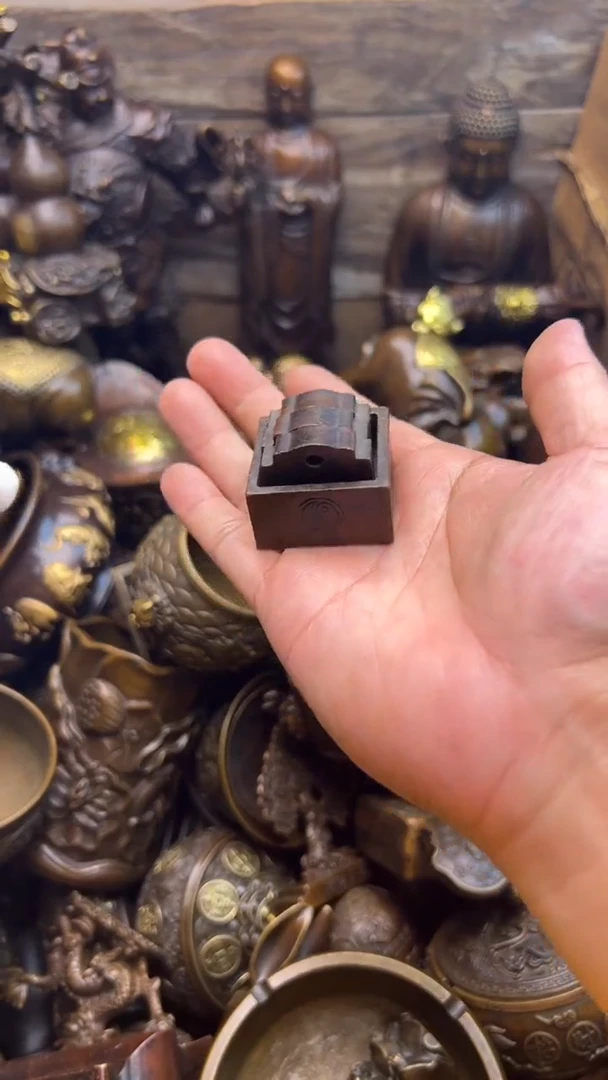 精美铜器，点击下单