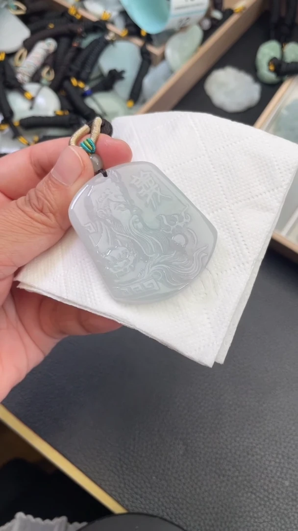 颈饰未镶嵌翡翠天然缅甸翡翠A货50