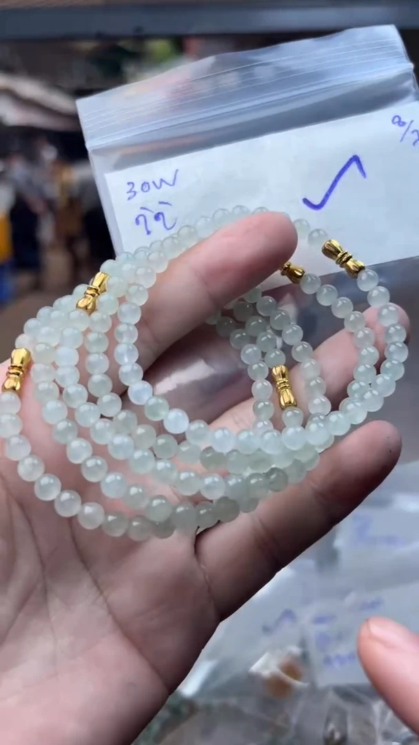 定制翡翠未镶嵌多样性随机发货，拍一发一