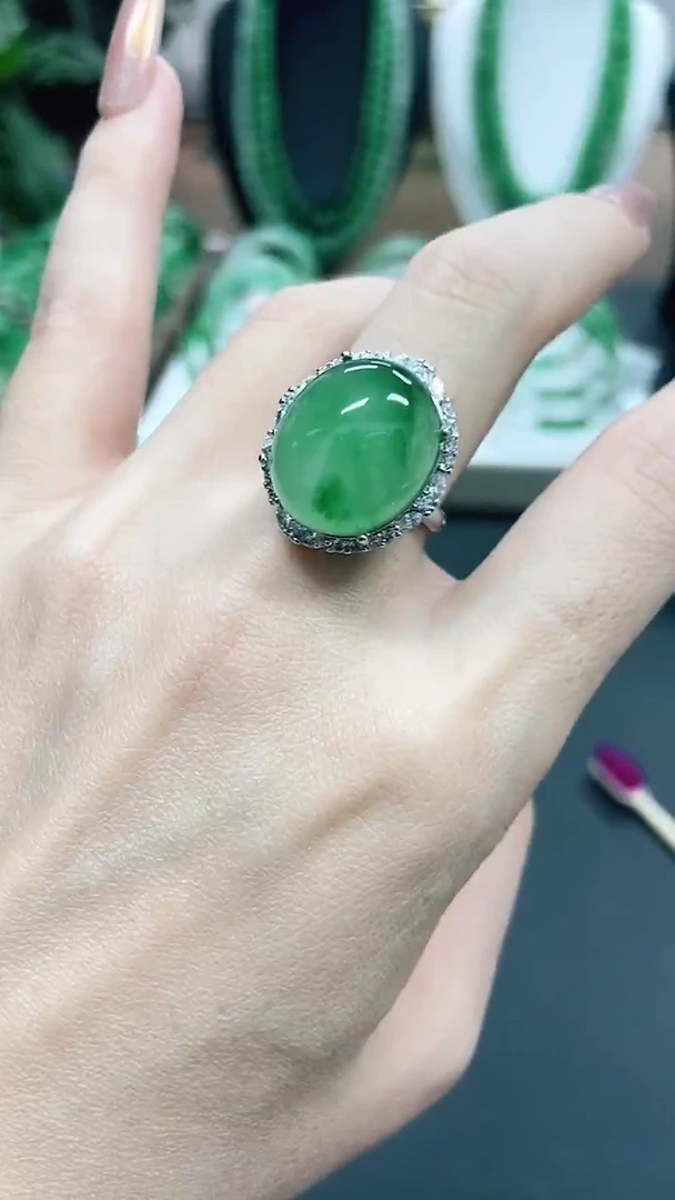 未镶嵌1石英质玉（非洲翠）/4921