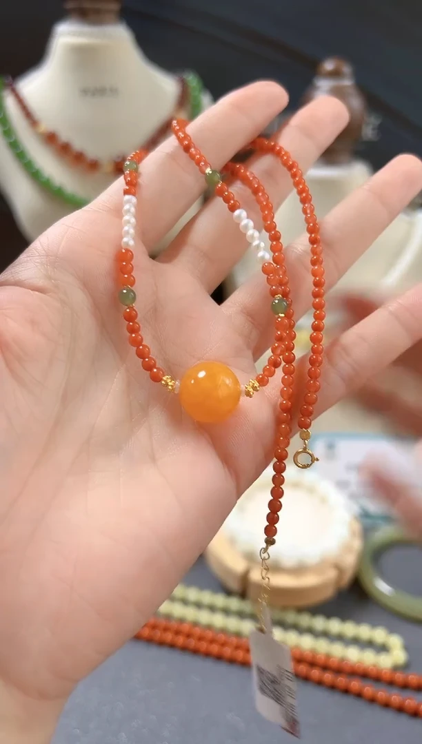 颈饰未镶嵌南红玛瑙多样性发一cg