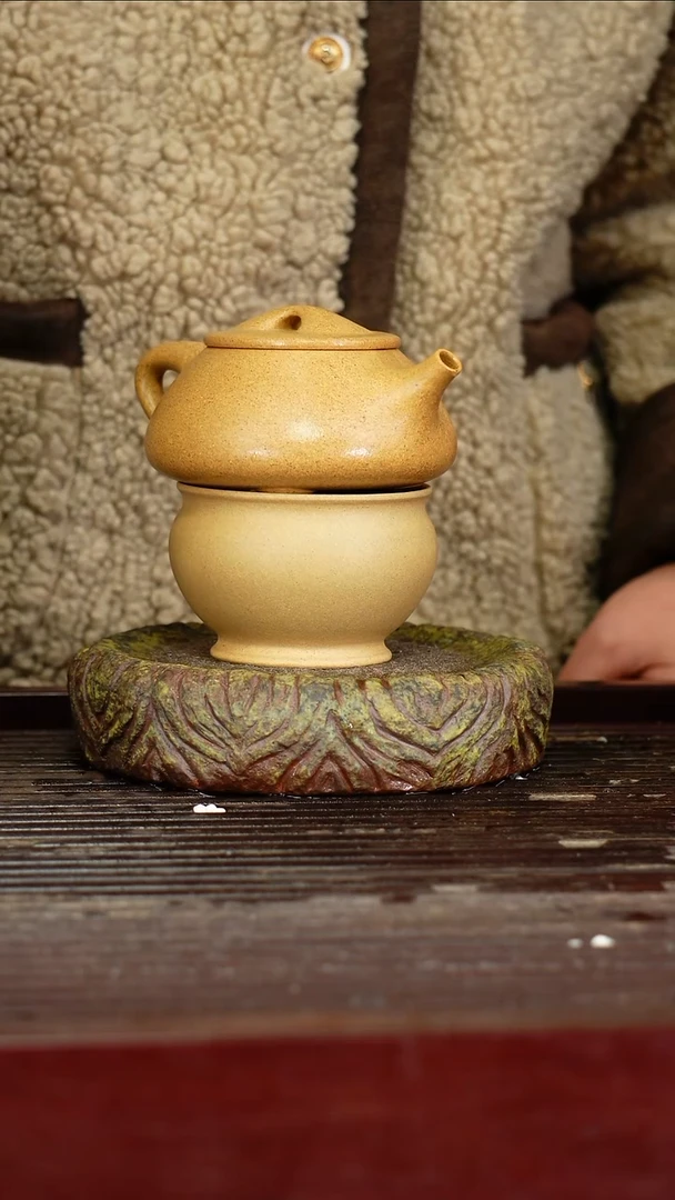 宜兴原矿紫砂壶茶壶宜兴原矿紫砂壶茶壶180C