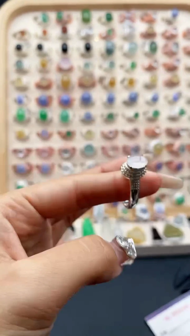 【闪购商品】翡翠戒指未镶嵌天然缅甸翡翠A货 4444+ 5+10