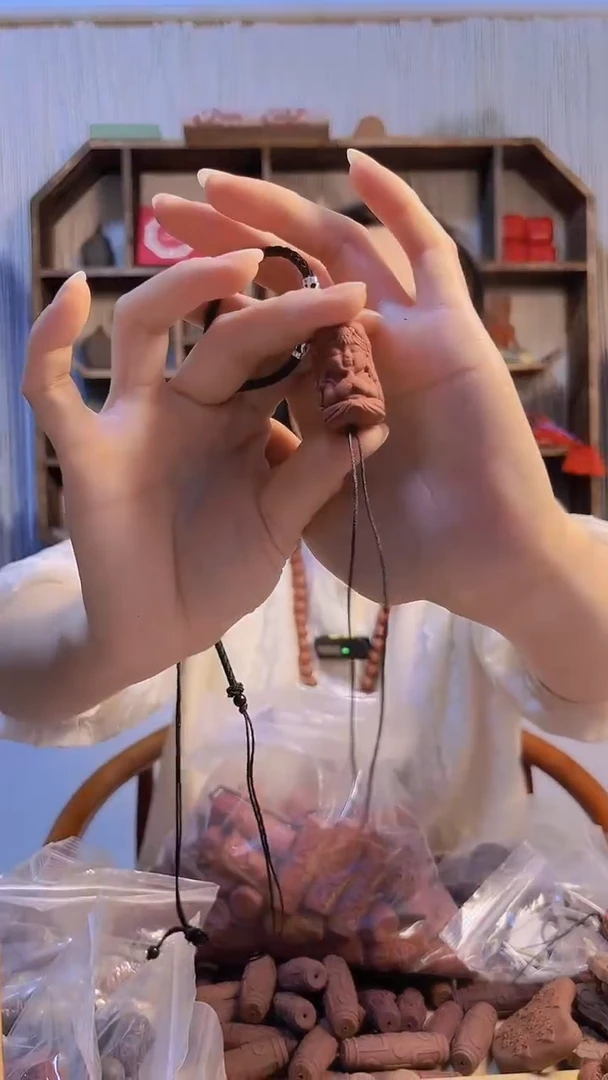 【闪购商品】泥塑大四合扎基拉姆吊坠