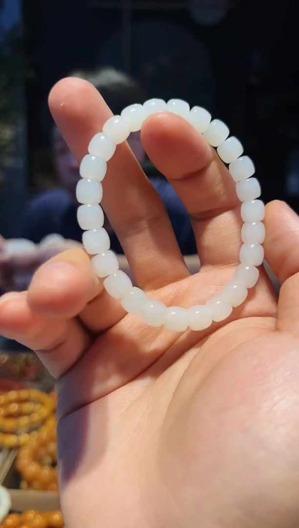 手串未镶嵌和田玉单圈