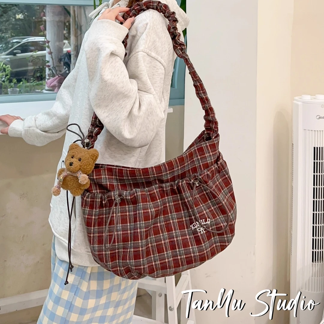 探屿秋冬复古格子饺子包包女斜挎包通勤百搭托特包轻便韩系单肩包