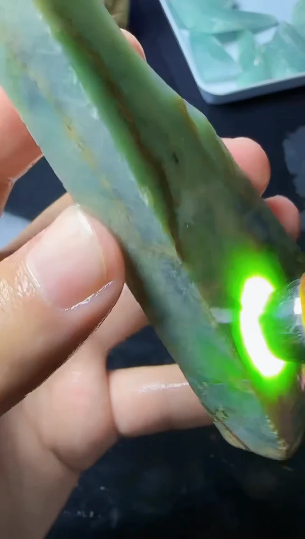 【闪购商品】翡翠颈饰未镶嵌281翡翠