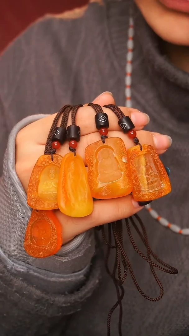 蜜蜡颈饰未镶嵌D3443（发一个，多样性发货）