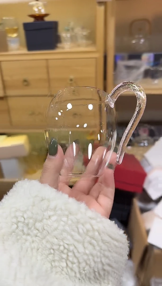 110白晶怡然公道杯