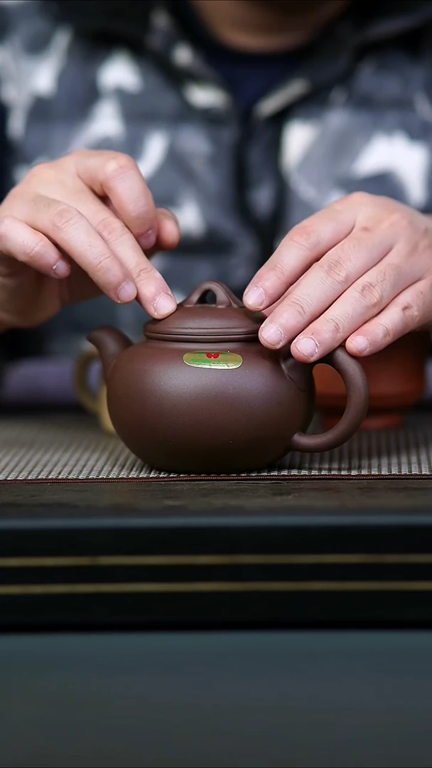 茶壶紫砂半手紫泥如意壶