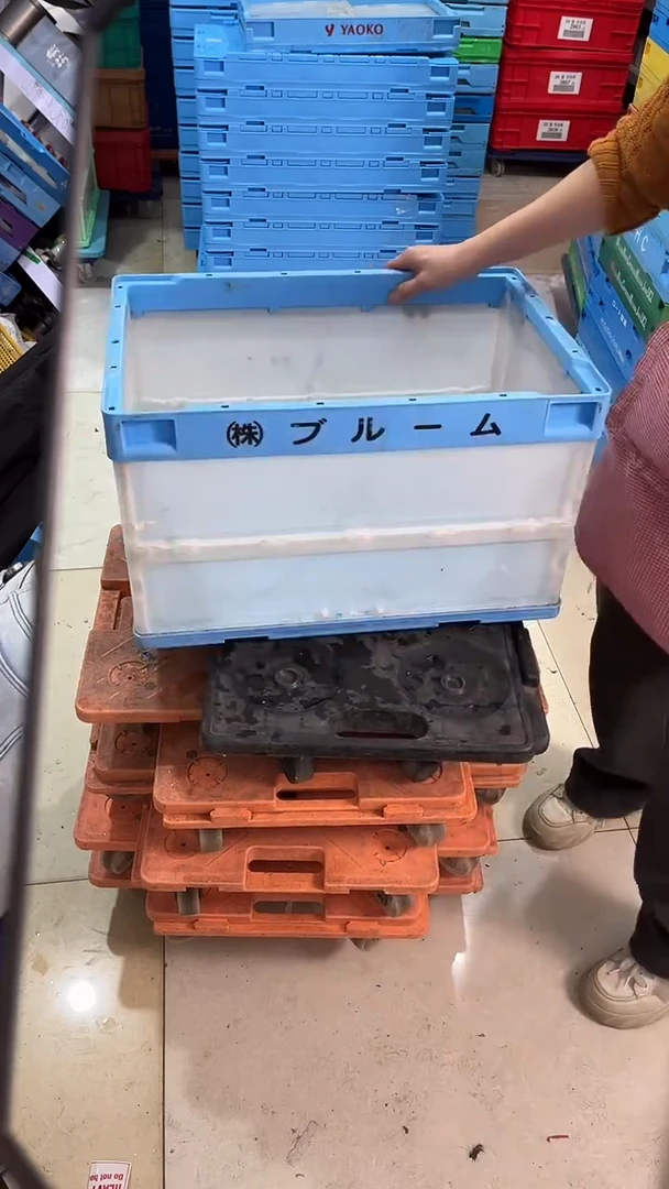 厚款艳*天家用五金工具箱一个