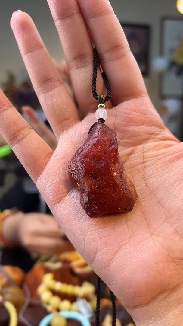琥珀颈饰未镶嵌吊坠