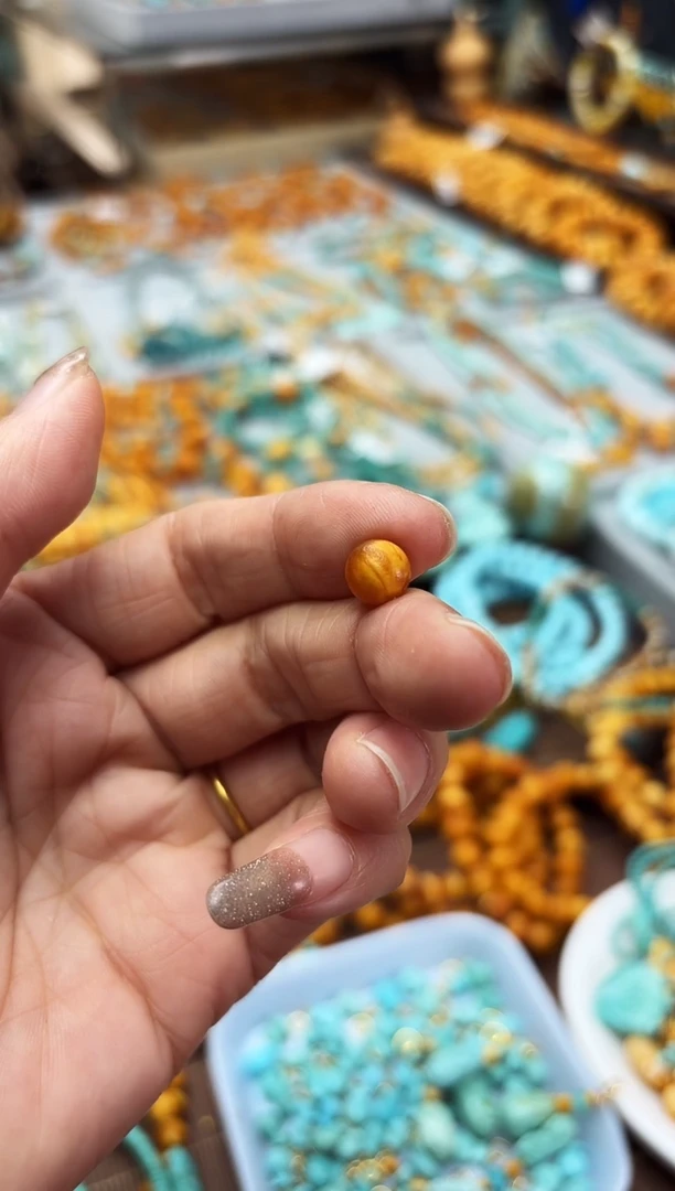 【闪购商品】琥珀裸石未镶嵌截屏中奖福利